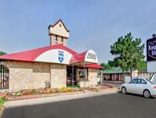 Knights Inn - Madison Heights Exterior photo